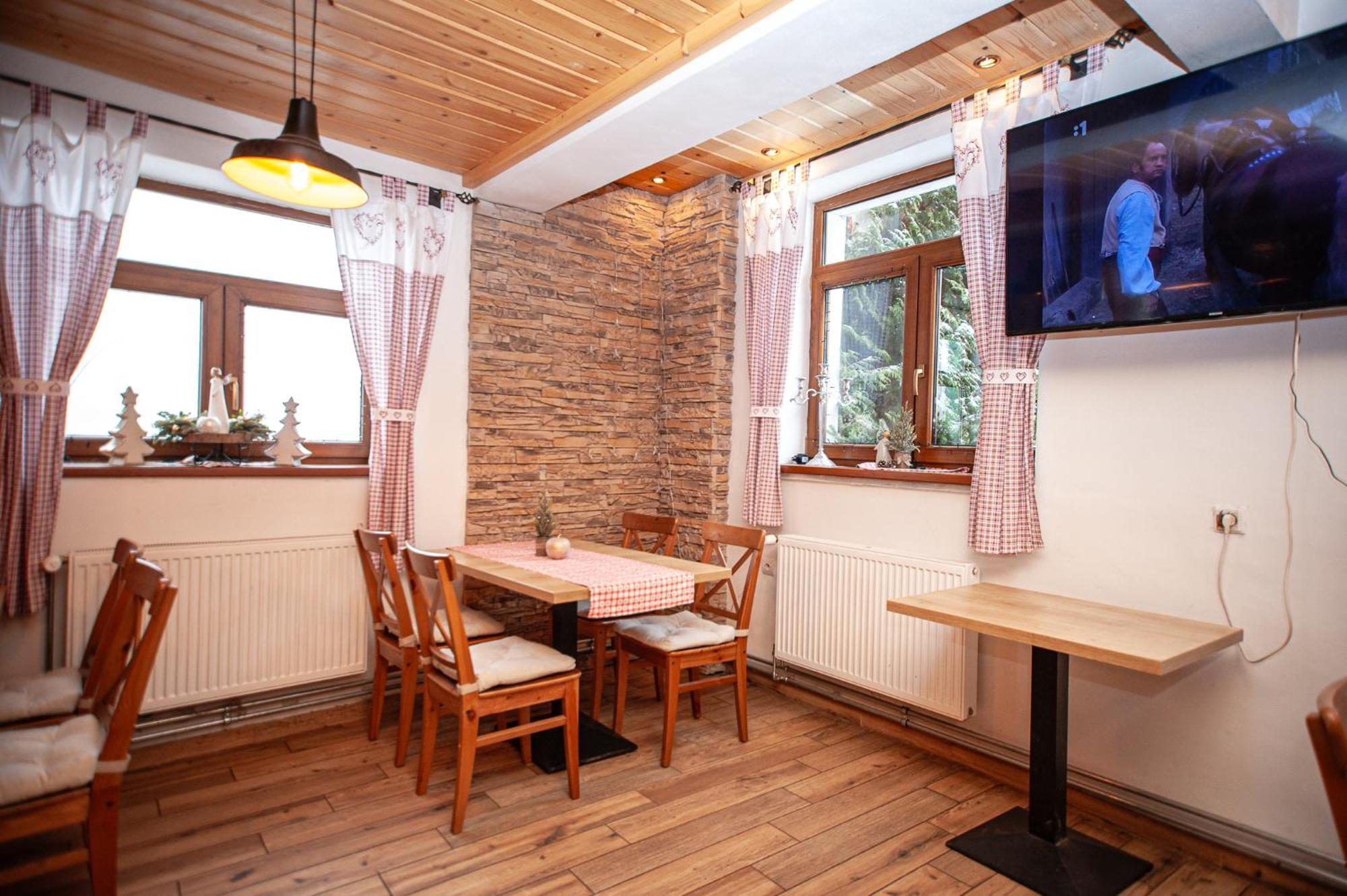 Hostinec Pod Ubocou Valaská Extérieur photo