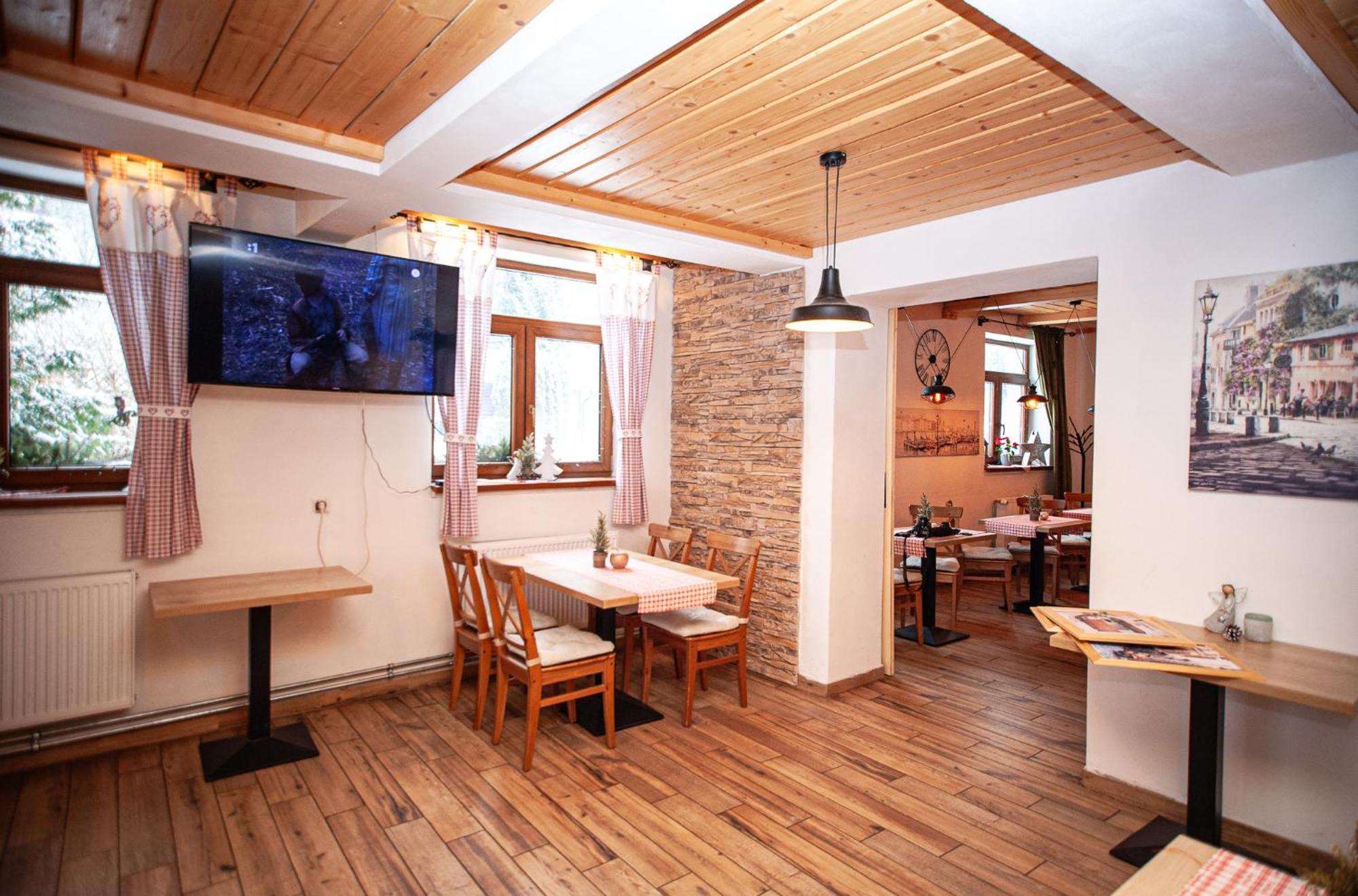 Hostinec Pod Ubocou Valaská Extérieur photo